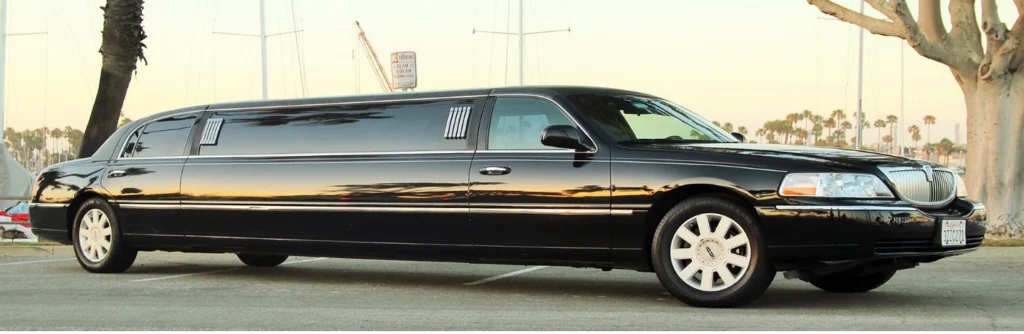 Lincoln Limousine.